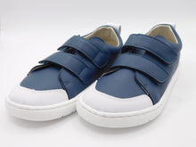 Cargar imagen en el visor de la galería, ZAPATILLA RESPETUOSA AZUL MARINO