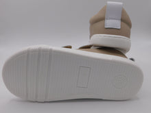 Cargar imagen en el visor de la galería, ZAPATILLA RESPETUOSA BEIGE